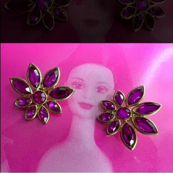 Vintage disco era hot pink stars-like zirconia clipped earrings - Picture 4 of 14